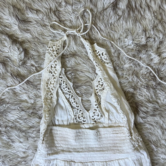 Meghan Los Angeles Beach Dress - Picture 2 of 2